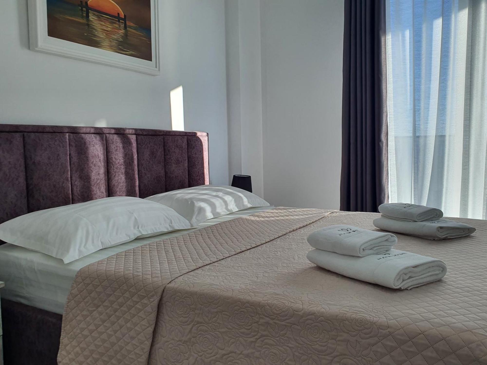 Flore Rooms Sarandë 部屋 写真