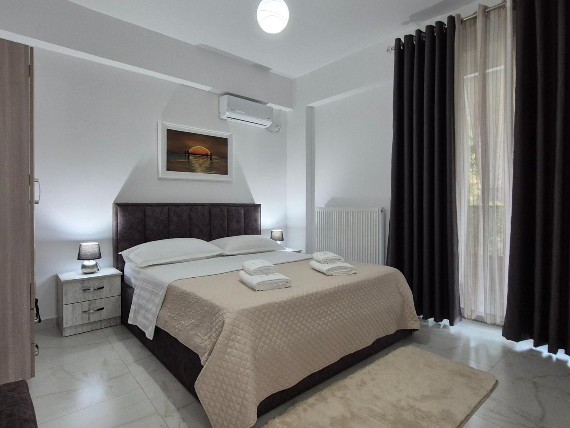 Flore Rooms Sarandë エクステリア 写真