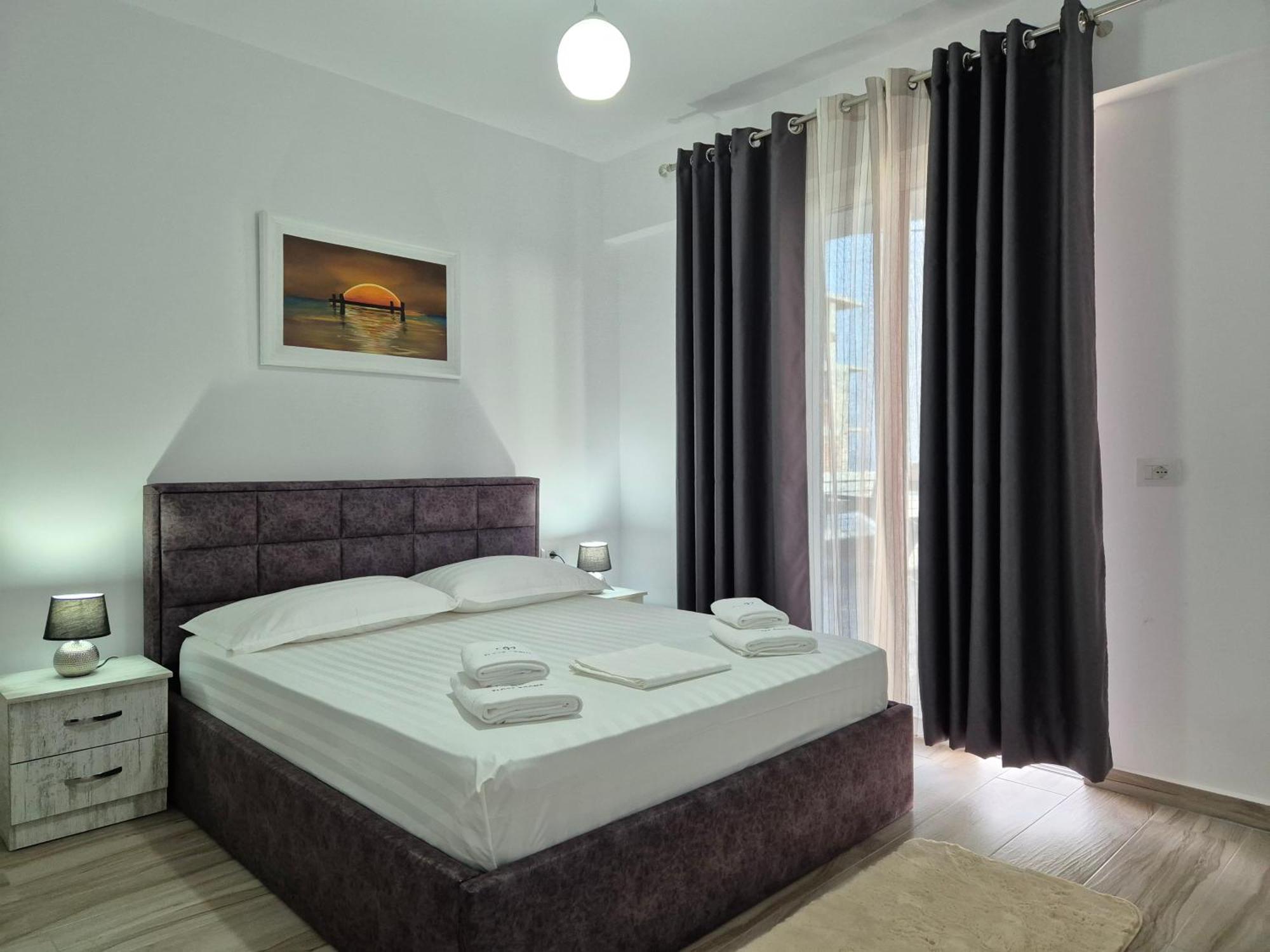 Flore Rooms Sarandë エクステリア 写真